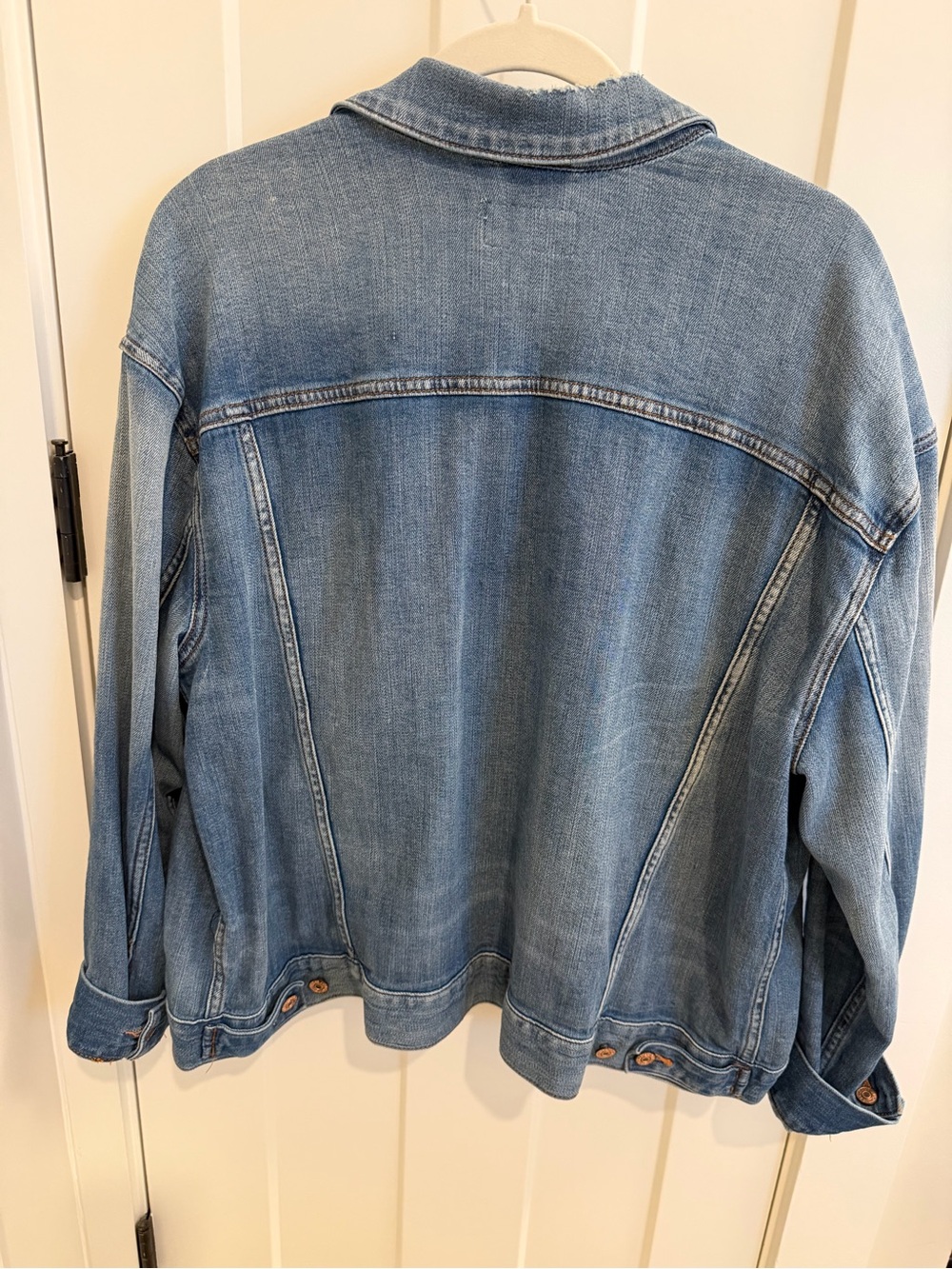 Pilcro Oversize Light Blue Denim Jacket - Women - Picture 2 of 4